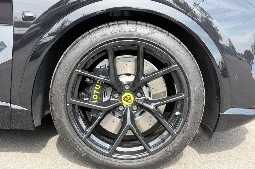 LOTUS Eletre Photo at-486e8d6c3b72468d81ff295a11d88e6a.jpg