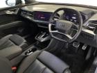 Audi Q4 Photo 11