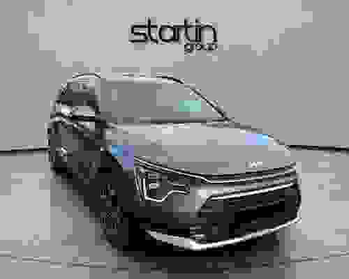 Kia Niro 1.6 GDi HEV 4 Interstellar Grey at Startin Group