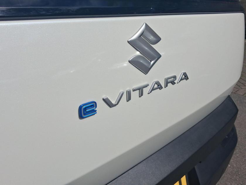 Suzuki e Vitara Photo at-48a7840010a34bc5bfd87e2d72323312.jpg