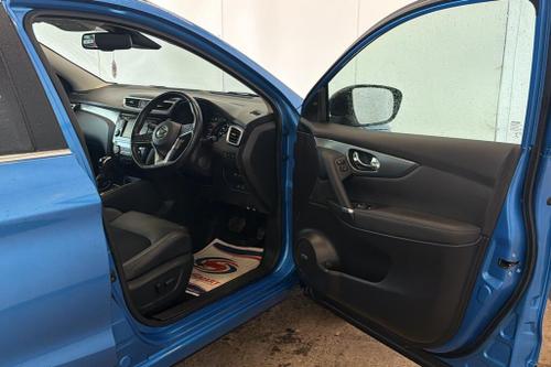 Nissan QASHQAI Photo at-48c2f1a610ff4276b3c1ae4318c1c485.jpg