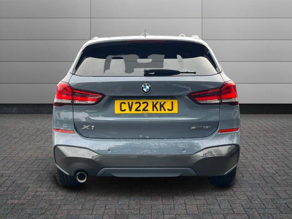BMW X1 Photo at-48d097f70e114c4196401fe00c8762c3.jpg