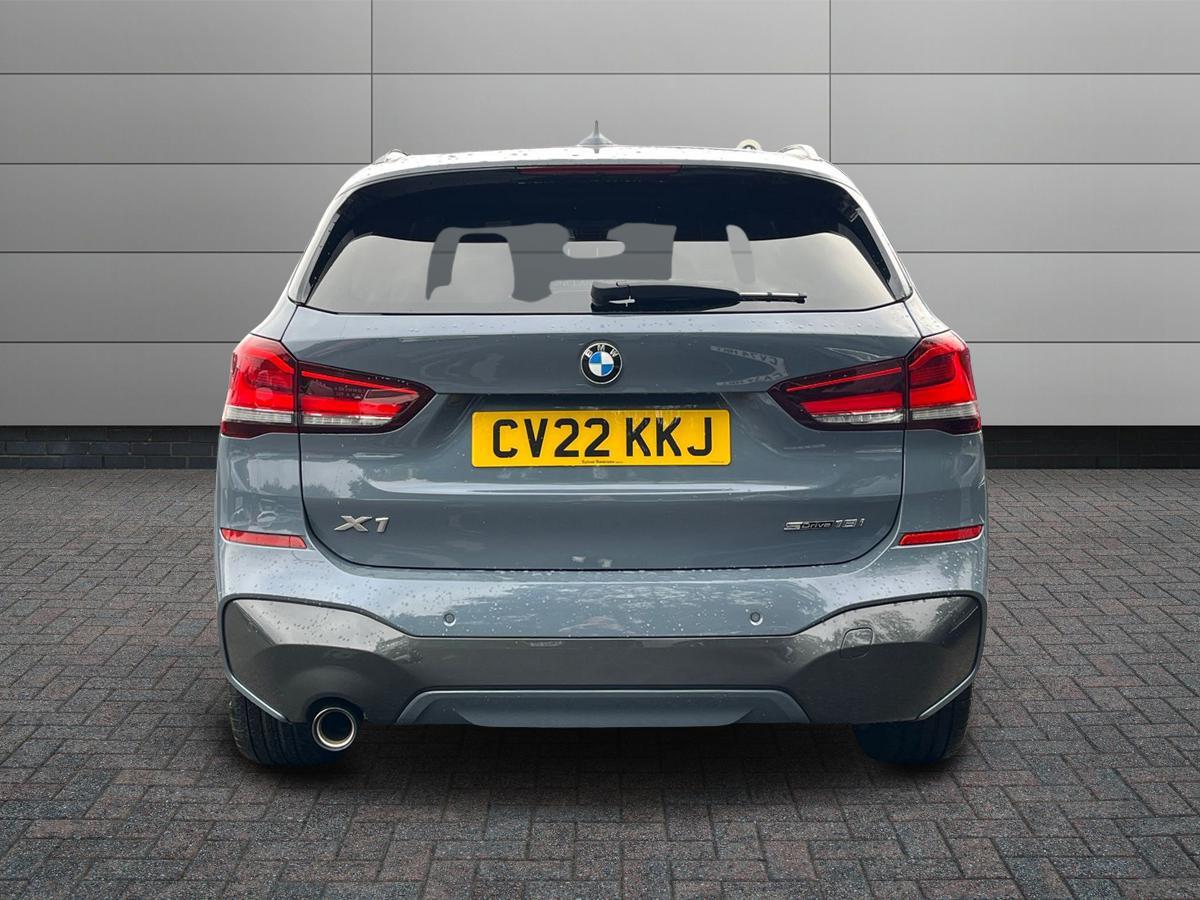 BMW X1 Photo 6