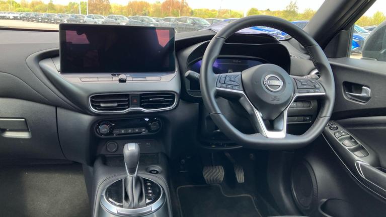 Used Nissan Juke OX25ENH 6