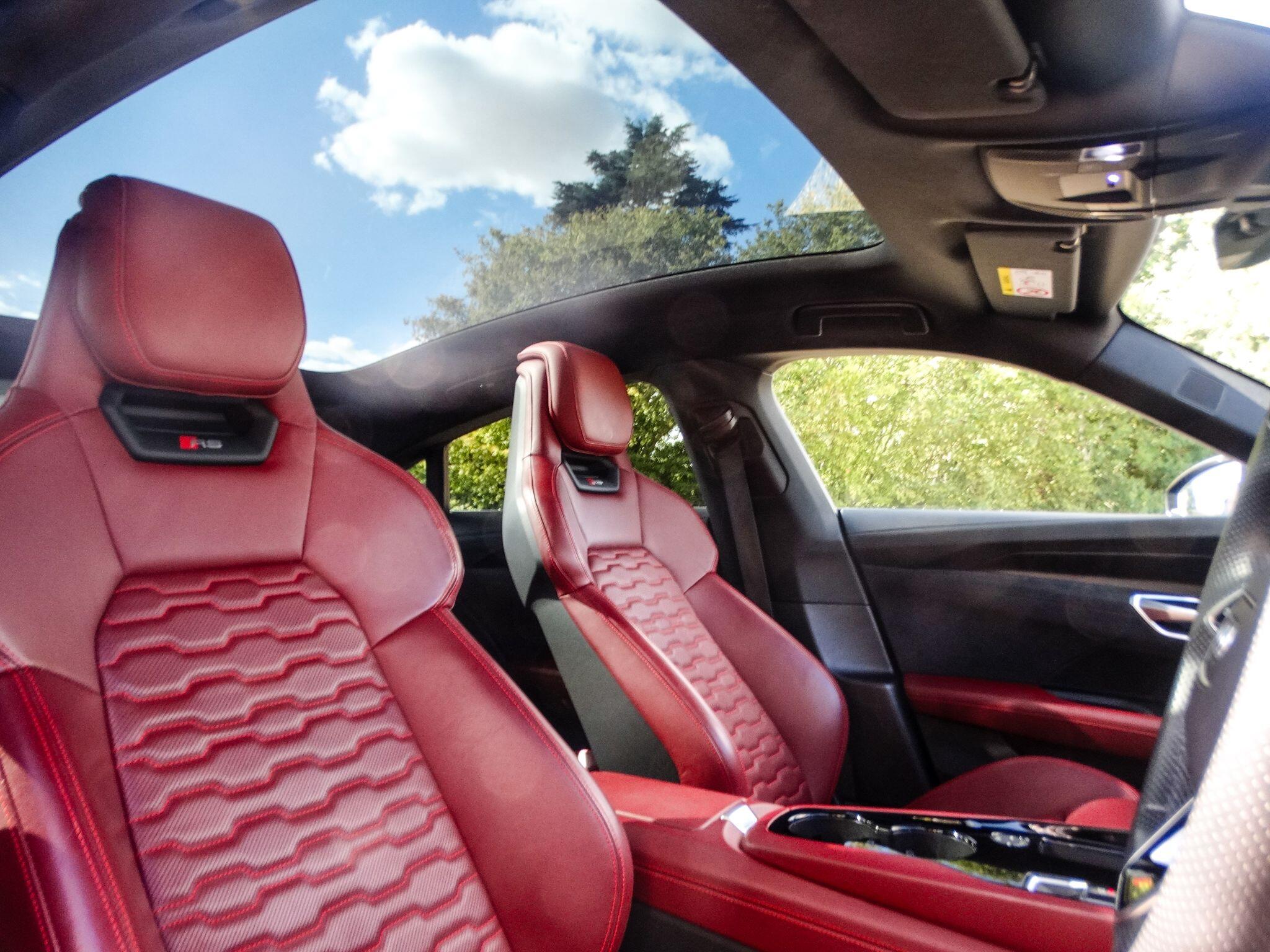 Audi RS e-tron GT 93.4kWh Auto quattro 4dr — photo 21