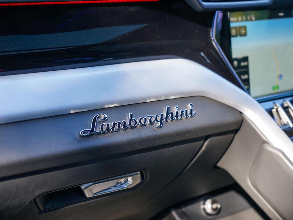 Used LAMBORGHINI Urus VN71OHA 20