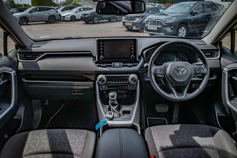 Used Toyota RAV4 LF72UHD 8
