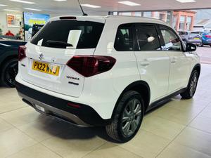 Suzuki Vitara Photo 2
