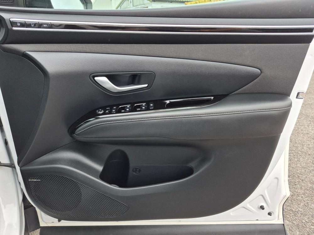 Hyundai TUCSON Photo at-4902d7d995204a8998bdb45dfd8e9de7.jpg