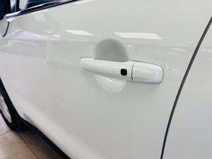 Suzuki S-Cross Photo 13