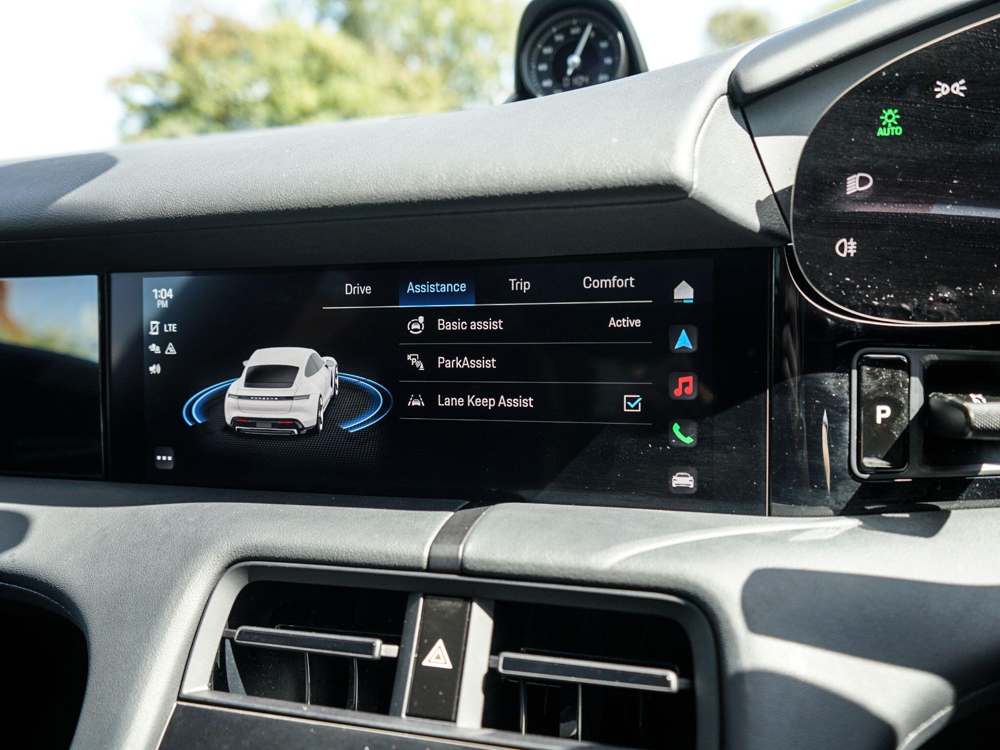 Porsche Taycan Performance 79.2kWh Auto RWD 4dr (11kW Charger) — photo 34