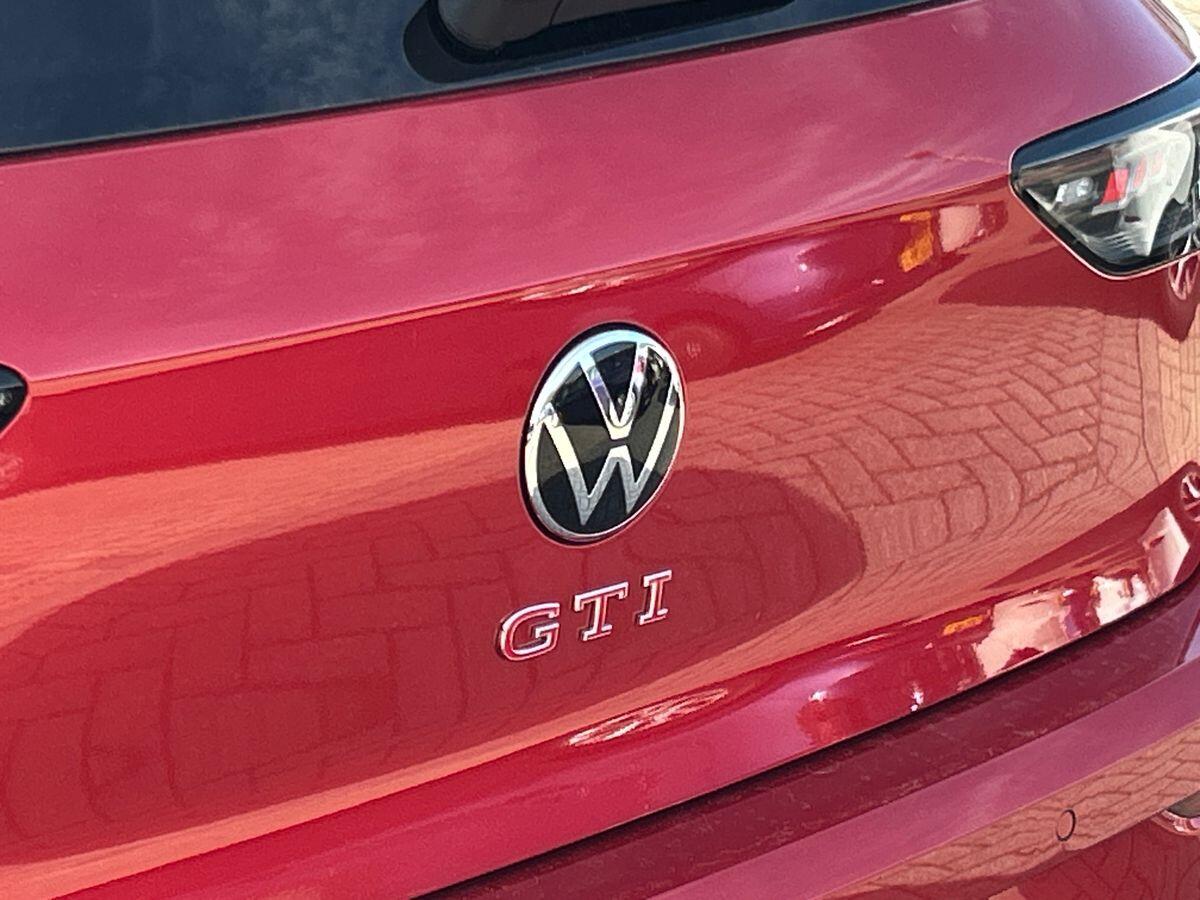 Volkswagen Golf Photo at-4983026f983440618b9ecb65bb9509fb.jpg