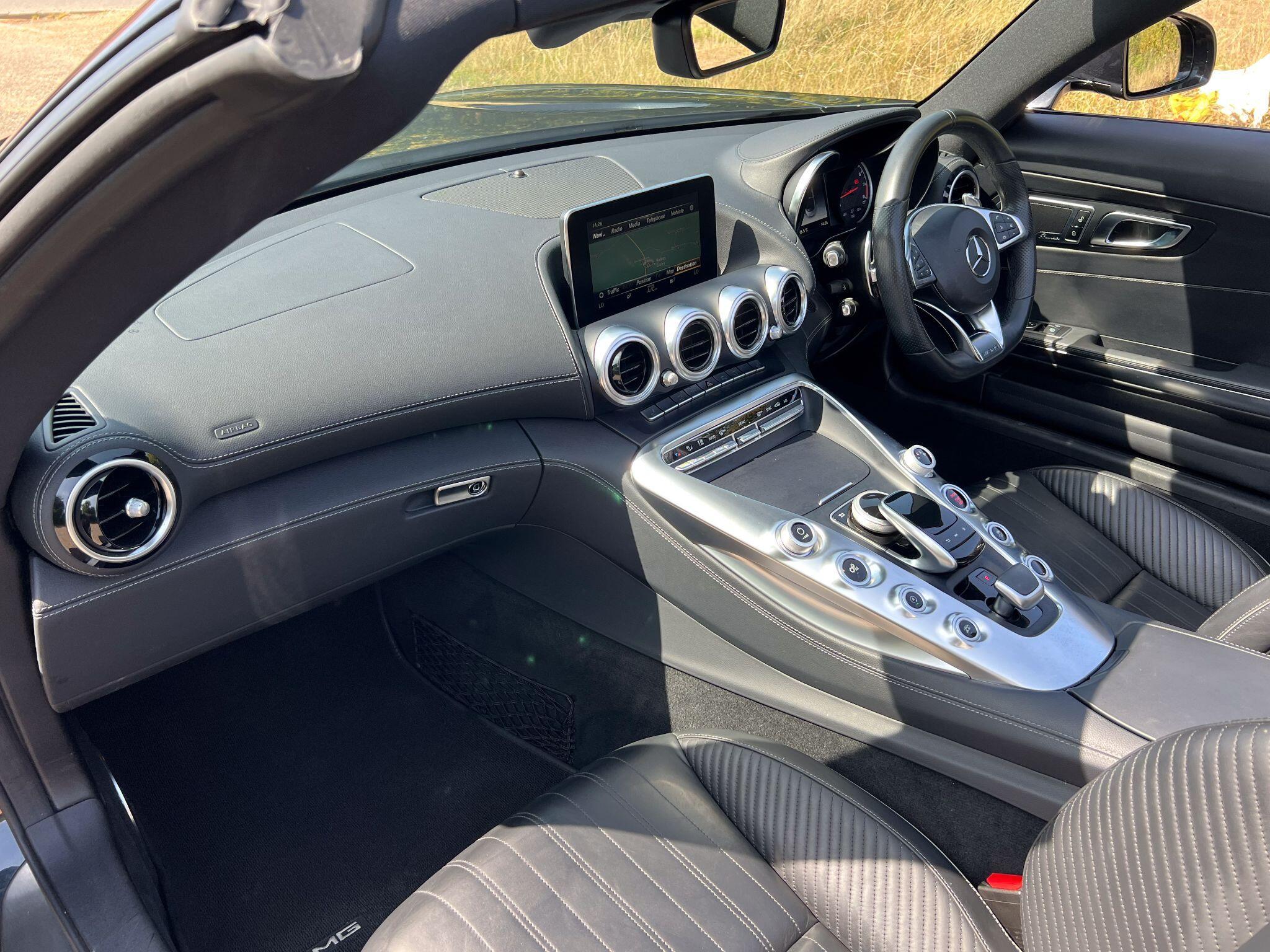 Mercedes-Benz AMG GT 4.0 V8 BiTurbo (Premium) Roadster SpdS DCT Euro 6 (s/s) 2dr — photo 16