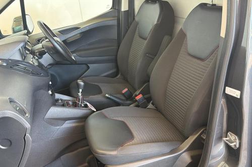 Ford TRANSIT COURIER Photo at-49c4bf7d38e144a4bdaa1f6d4c76c4a1.jpg