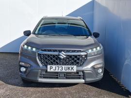 Suzuki S-Cross Photo 2