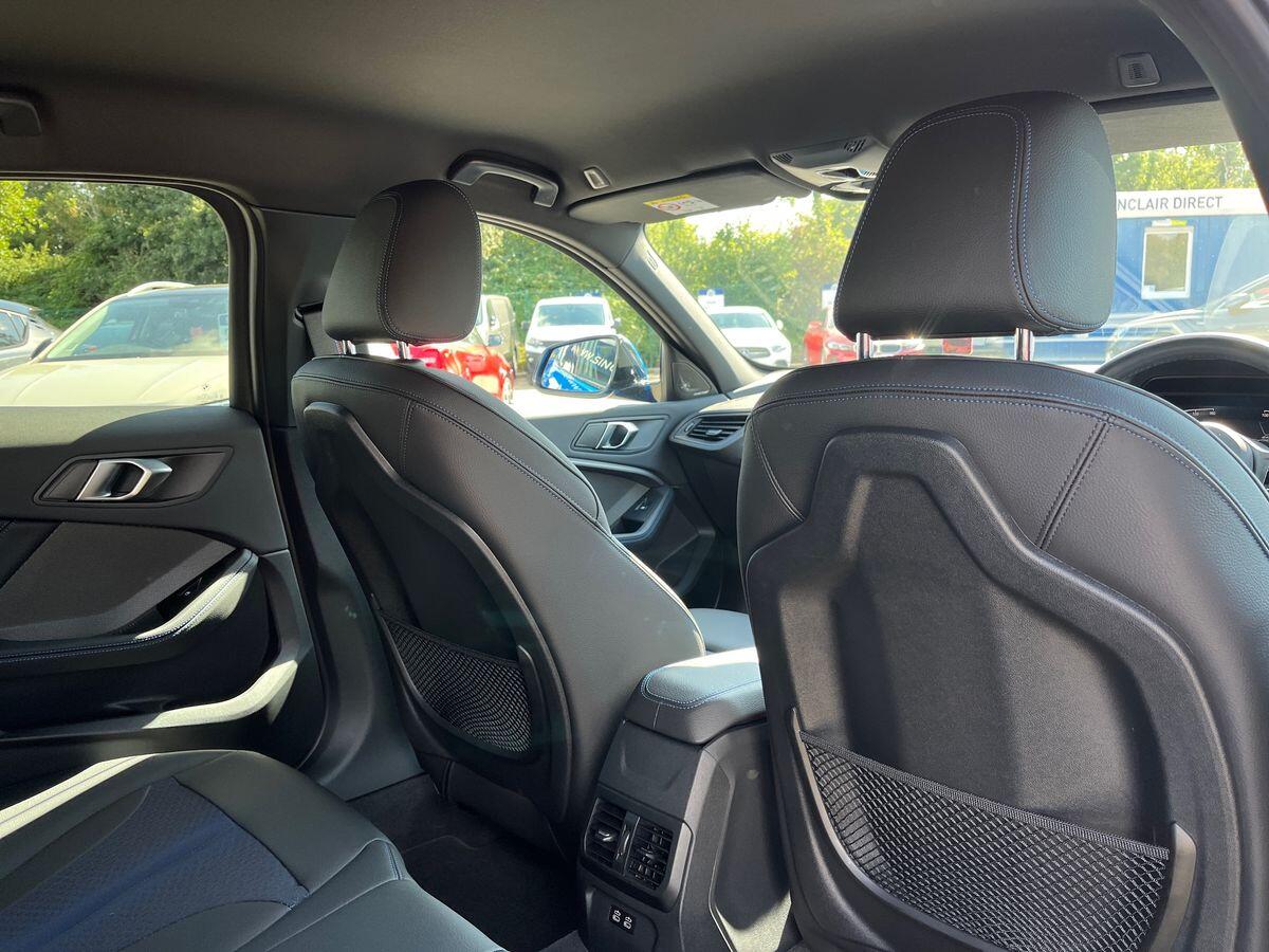 BMW 1 Series Photo 22