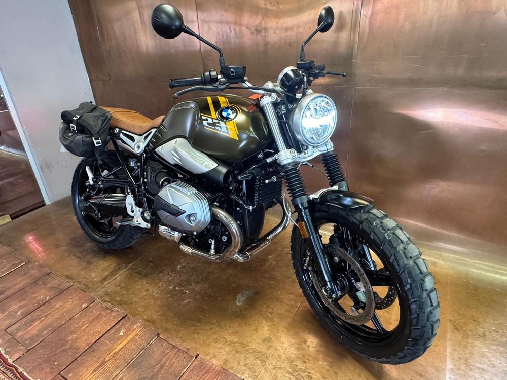 BMW R nineT Scrambler Photo at-4a15677d0a114129926997ea2ab3db35.jpg