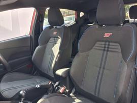 Ford Fiesta Photo 27