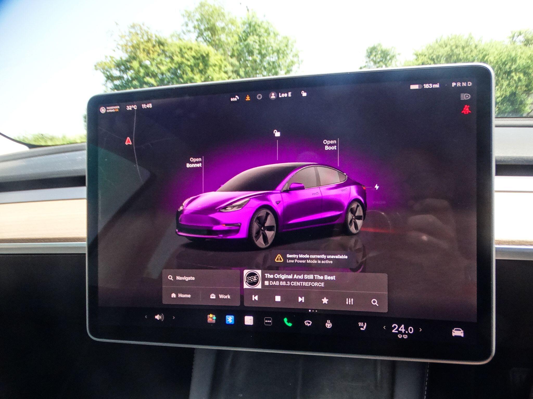 TESLA Model 3 Auto RWD 4dr — photo 19