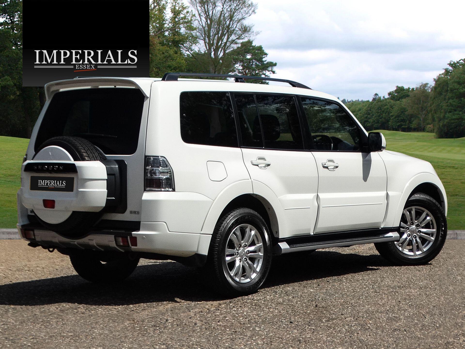 Mitsubishi Shogun 3.2 DI-DC SG3 Auto 4WD Euro 5 5dr LWB — photo 4