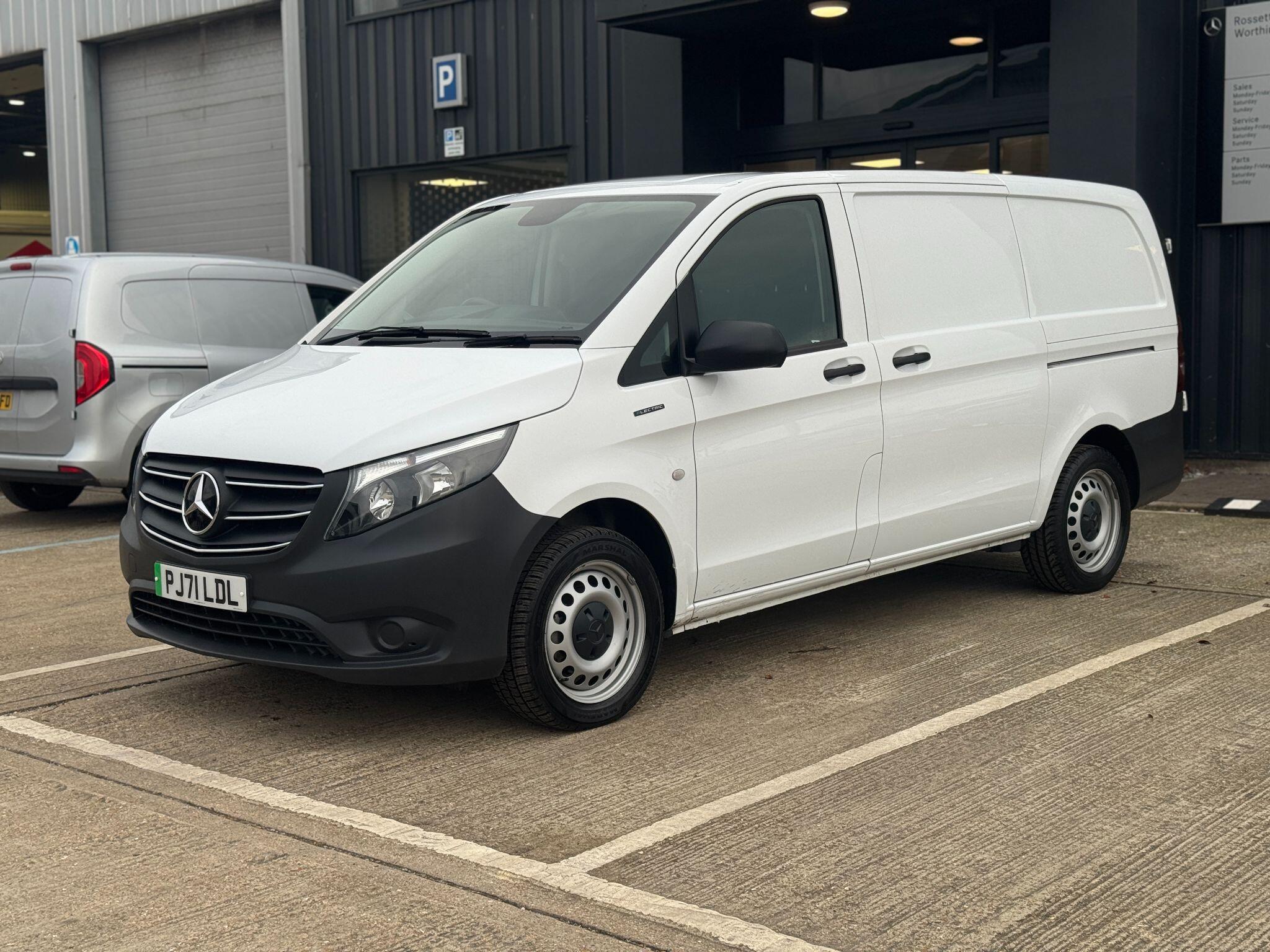 2021 MERCEDES-BENZ VITO
