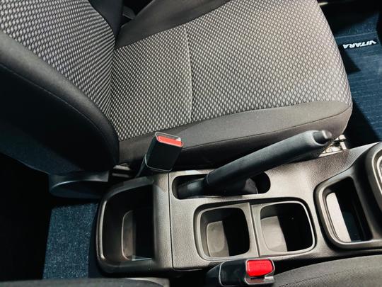 Suzuki Vitara Photo at-4a3761ca4ec24b8585d8622a37ef32d2.jpg