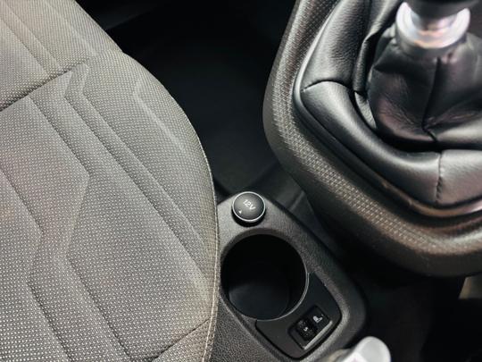Ford Transit Connect Photo at-4a5867f0376c4835af727f35f83dc662.jpg