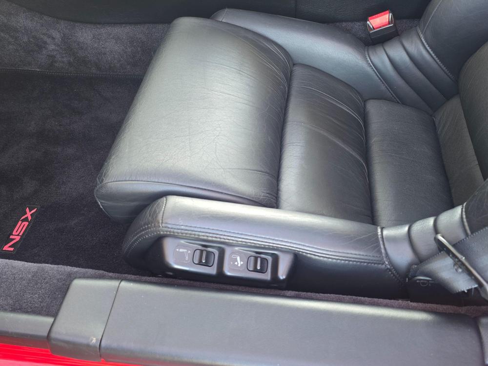Honda NSX Photo at-4a6d3a724e8d421b94fcfd6932b88ecd.jpg