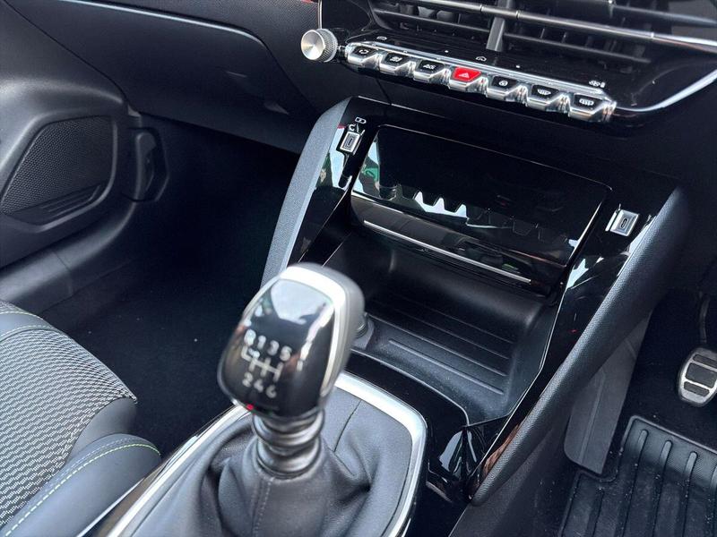 Used Peugeot 208 NV24HDO 23