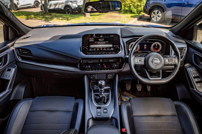 Used Nissan Qashqai WU22TYA 6