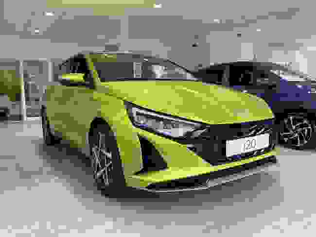 Used ~ Hyundai i20 1.0 T-GDi Premium Euro 6 (s/s) 5dr Lucid Lime at West Riding