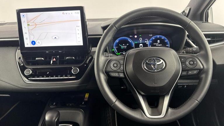 Used Toyota Corolla FL25HYK 17