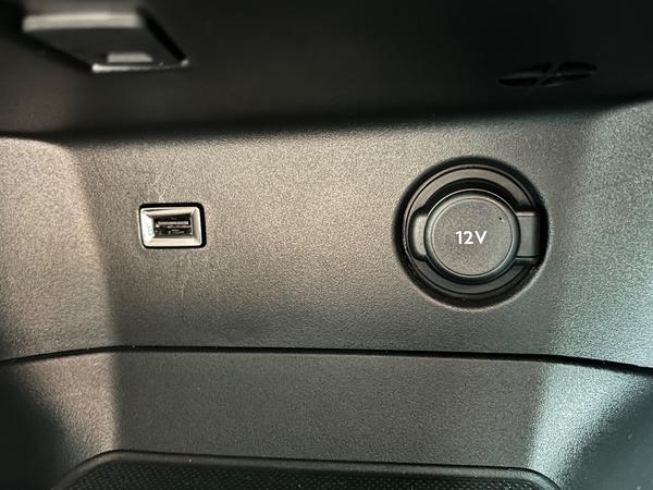 Used Peugeot 3008 LM23VZC 56