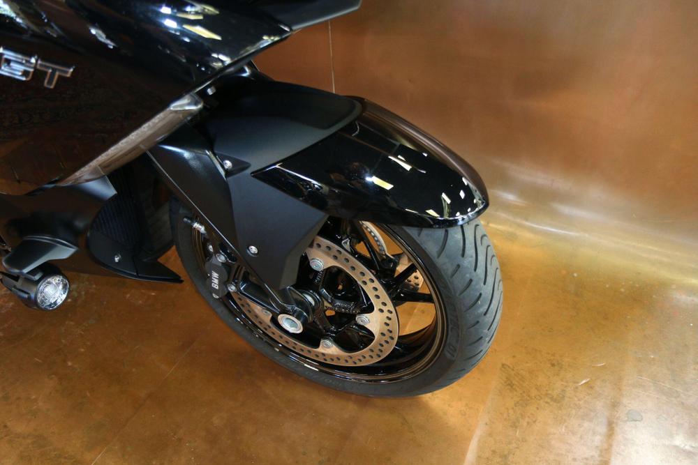BMW K 1600 GT Photo at-4adb09a77d3d4f8ab617925f14ea63a7.jpg