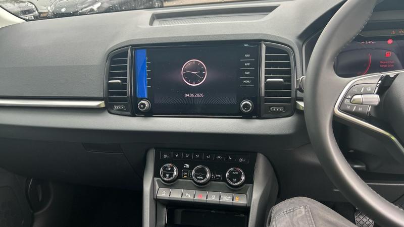Skoda Karoq Photo at-4aec056384e240faabd3e2e91db532a2.jpg