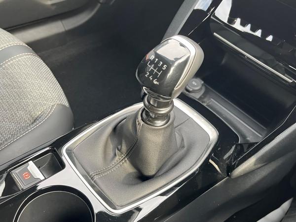 Used Peugeot 2008 LO24ZVP 44