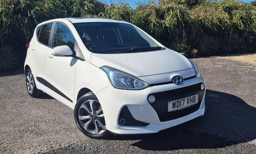 Used 2017 Hyundai i10 1.2 Premium SE Euro 6 5dr White at Staceys Motors