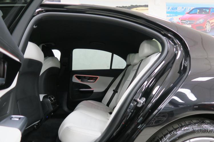 Used Mercedes-Benz C Class LS24HXA 12