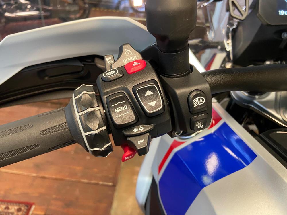 BMW R 1300 GS Photo at-4b338aa383ad4604894d6611a7ea9392.jpg