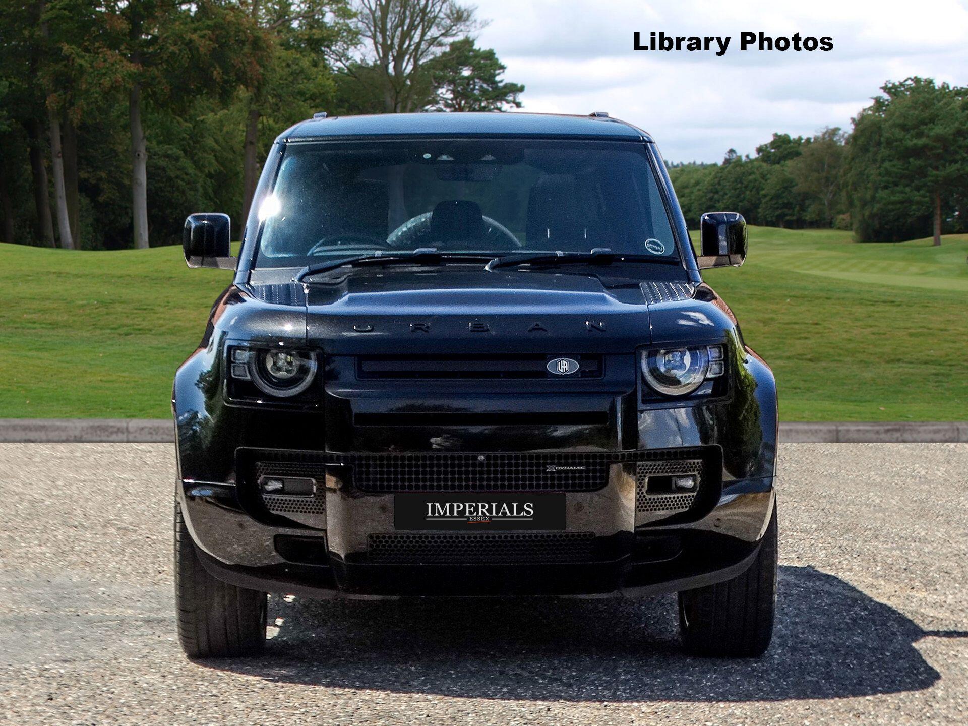 Land Rover Defender 110 3.0 D300 MHEV X-Dynamic SE Auto 4WD Euro 6 (s/s) 5dr — photo 4
