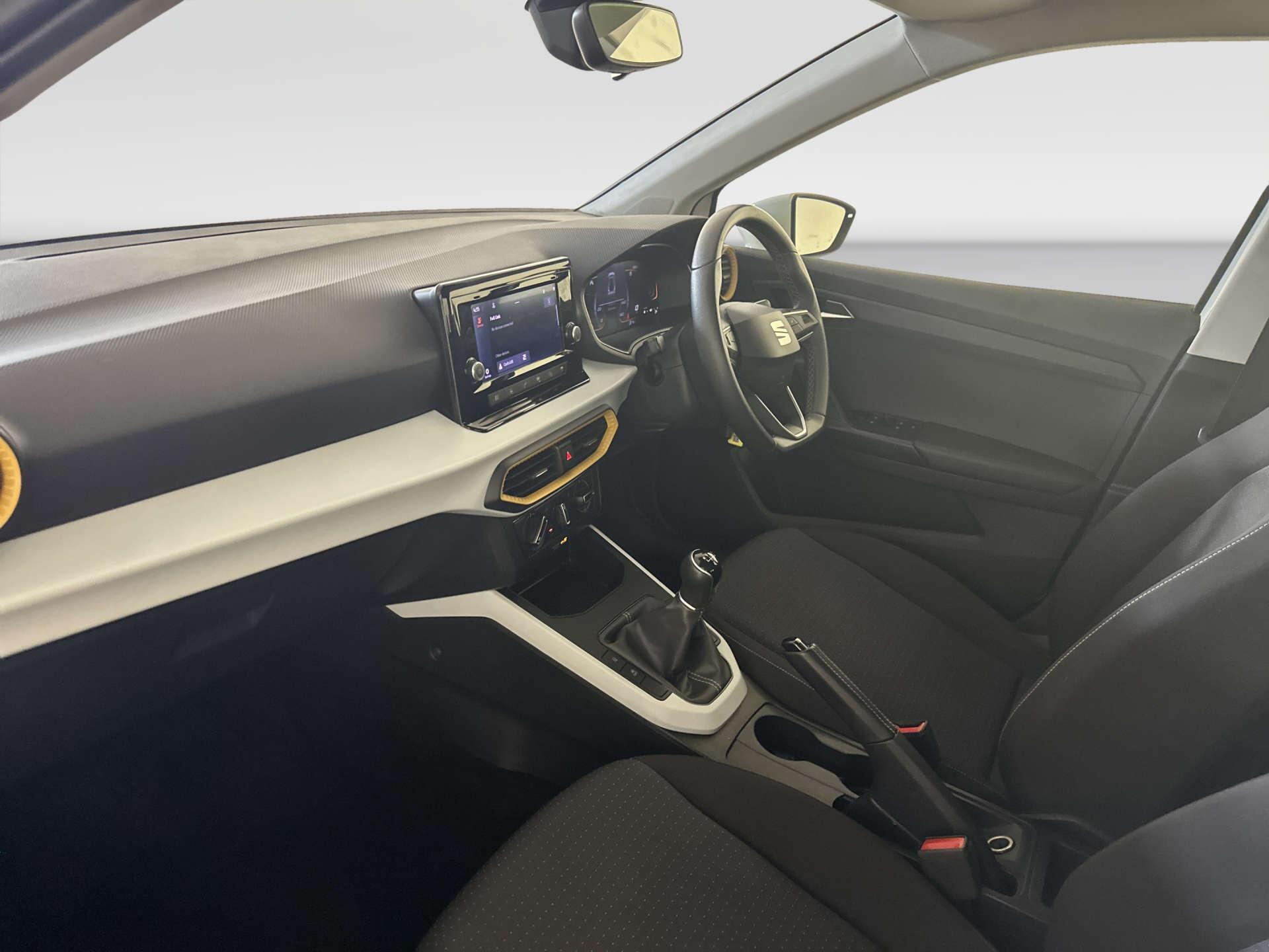 2023 SEAT Arona thumbnail 13