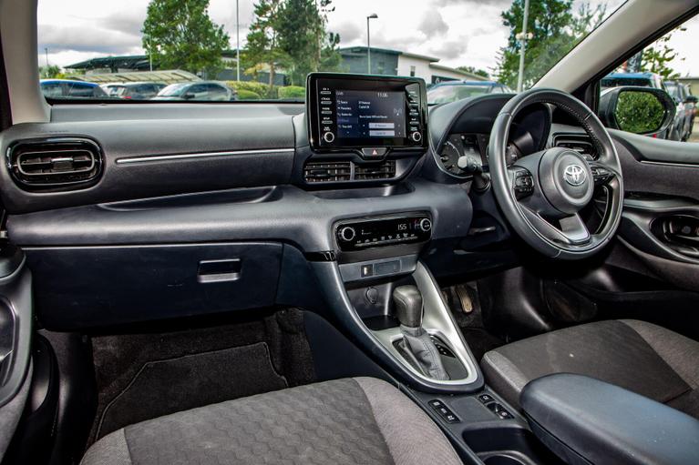 Used Toyota Yaris MD23EZK 6