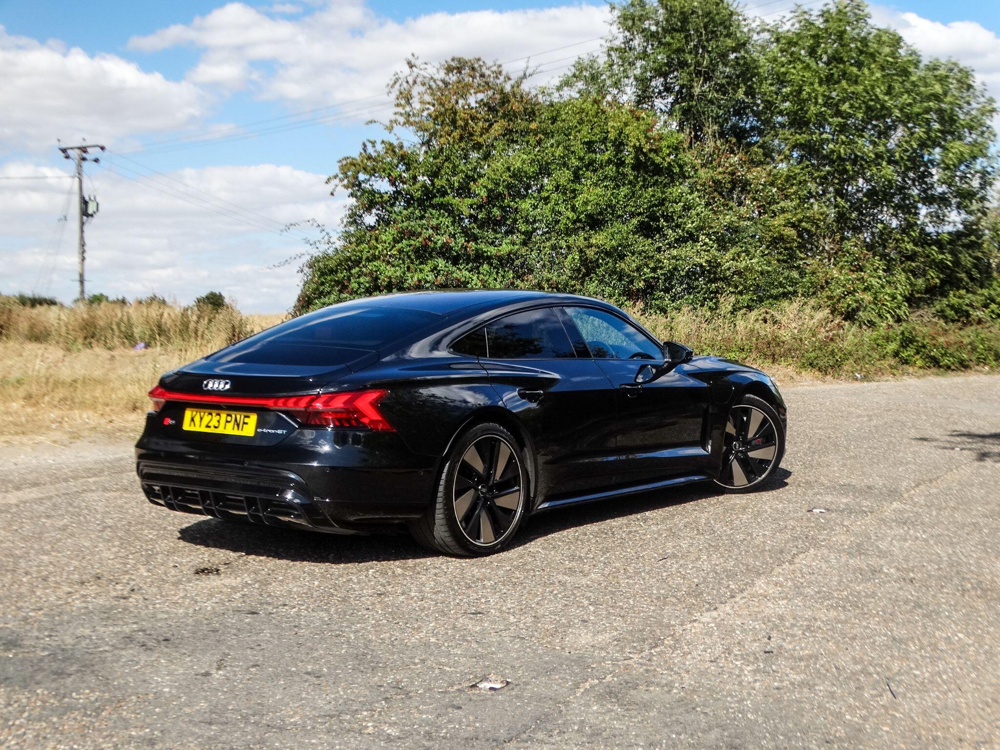 Audi RS e-tron GT 93.4kWh Auto quattro 4dr — photo 4