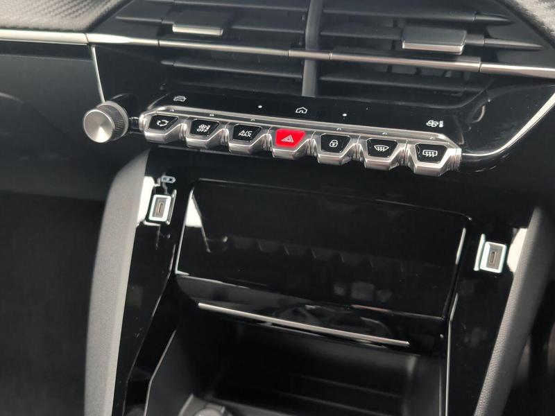 Used Peugeot 2008 202601058926455 21