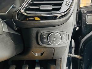 Ford Fiesta Photo 27