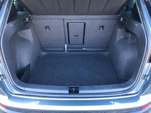 SEAT Ateca Photo at-4c4247c1818742feaccbbc70386b3b88.jpg