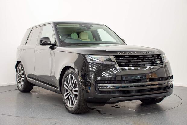 New ~ Land Rover Range Rover 3.0 D300 MHEV SE Auto 4WD Euro 6 (s/s) 5dr at Duckworth Motor Group