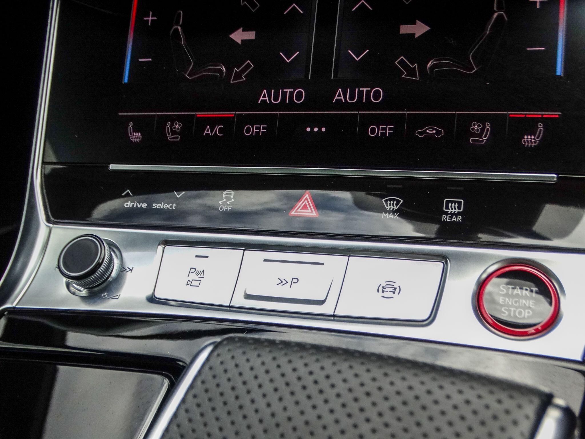 Audi RS6 Avant 4.0 TFSI V8 Vorsprung Estate 5dr Petrol Tiptronic quattro Euro 6 (s/s) (600 ps) — photo 39