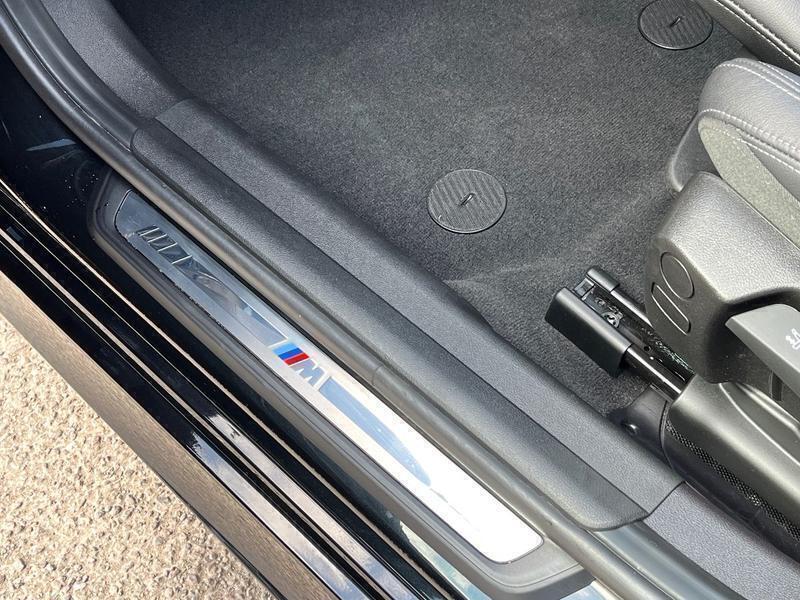BMW 3 Series Photo 25