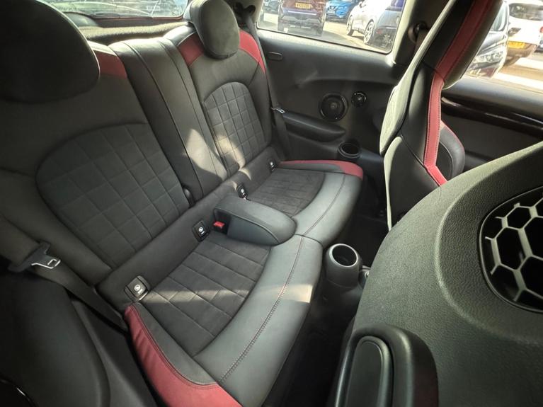 Used MINI Hatch YD16YAN 16